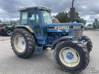 Tractor / Trekker Ford 8210 II ZF-4WD, DP 16+8, cab + airco !!