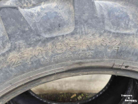 Wielen, Banden, Velgen & Afstandsringen Alliance 270/95R32
