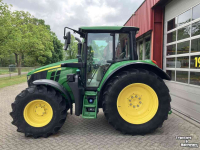 Tractor / Trekker John Deere 6090M