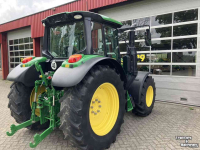 Tractor / Trekker John Deere 6090M