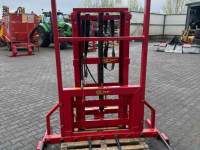 Balenprikker / Stroprikker / Balenspies Wifo Hefmast HM200 + Balenprikker Stroprikker
