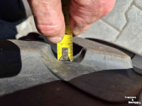 Wielen, Banden, Velgen & Afstandsringen Pirelli 540/65R28
