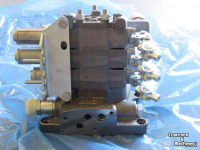 Tractor / Trekker New Holland Compleet Hydraulisch ventielenblok voor T4.xxx Case-IH Farmall Steyr Kompakt parts nr:47396611