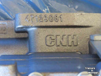 Tractor / Trekker New Holland Compleet Hydraulisch ventielenblok voor T4.xxx Case-IH Farmall Steyr Kompakt parts nr:47396611