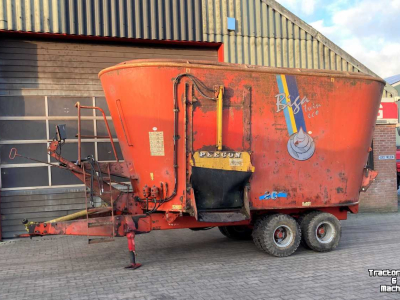 Voermengwagen Peecon VME 200 Voermengwagen Voermachines