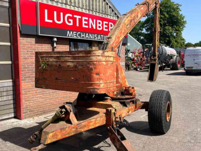 Graafmachine  Landbouwkraan, getrokken kraan, diversen.