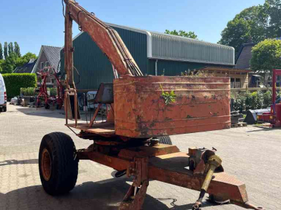 Graafmachine  Landbouwkraan, getrokken kraan, diversen.