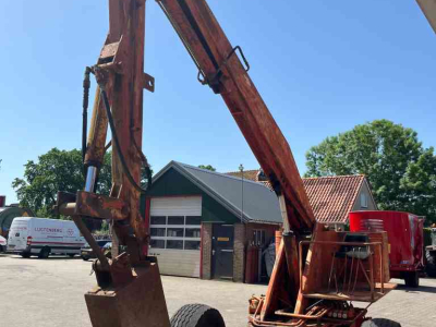 Graafmachine  Landbouwkraan, getrokken kraan, diversen.