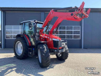 Tractor / Trekker Massey Ferguson 5709M Dyna4 met voorlader