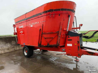 Voermengwagen Vertikaal Kuhn Euromix
