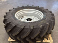 Wielen, Banden, Velgen & Afstandsringen Trelleborg 650/65R38 TM800 demontage