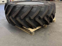 Wielen, Banden, Velgen & Afstandsringen Trelleborg 650/65R38 TM800 demontage