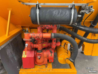 Mesttank Veenhuis HDG 14000 14 m3 + Zodebemester Afgifte regeling Vacuumpomp