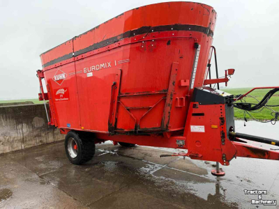 Voermengwagen Kuhn Euromix