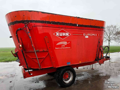 Voermengwagen Kuhn Euromix