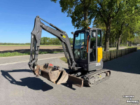 Rupskraan / Graafmachine op rupsen Volvo ECR25D rupskraan
