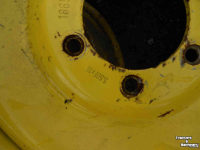 Wielen, Banden, Velgen & Afstandsringen John Deere 5.5-18