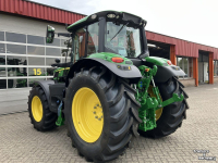 Tractor / Trekker John Deere 6M 150