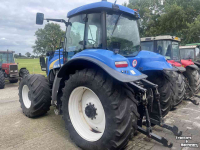 Tractor / Trekker New Holland T8040 PS AIRCO