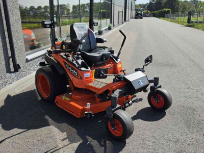 Zitmaaier Kubota ZD1211