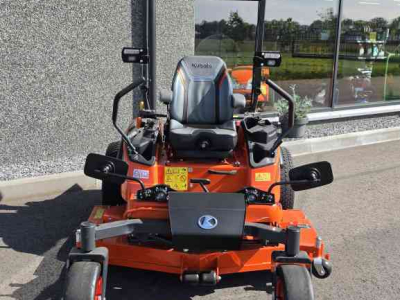 Zitmaaier Kubota ZD1211