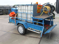 Auto-aanhangwagen t/m 3500 Kg  Spuitaanhanger enkelas met IBC watertank en slanghaspels