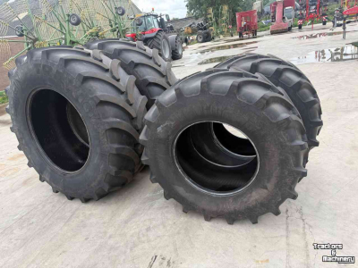 Wielen, Banden, Velgen & Afstandsringen Vredestein Traxion 600/70R30 en 710/70R42