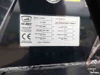 Shovel / Wiellader / Kniklader Giant G2500HD