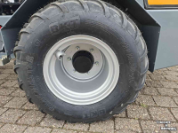 Shovel / Wiellader / Kniklader Giant G2500HD