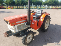 Smalspoor tractor Kubota B1600