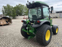 Compact tractor John Deere 4066R