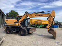 Graafmachine Hyundai HW140 Bandenkraan