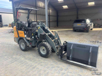 Shovel / Wiellader / Kniklader  Giant D263SW