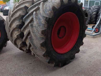 Wielen, Banden, Velgen & Afstandsringen BKT 900/50R42 710/55R30