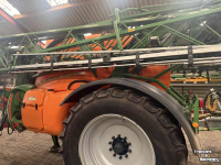 Veldspuit Amazone UX 5200