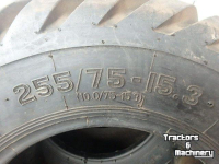 Wielen, Banden, Velgen & Afstandsringen  10,75-15,3        [ 255/75,15,3]
