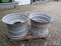Wielen, Banden, Velgen & Afstandsringen Massey Ferguson Velgen 28X20 Inch