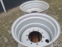 Wielen, Banden, Velgen & Afstandsringen Massey Ferguson Velgen 28X20 Inch