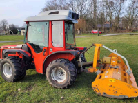 Smalspoor tractor Antonio Carraro TRX 8400