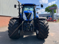 Tractor / Trekker New Holland 270 AC