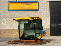 Maaidorser / Combine New Holland Kabine voor CR  Parts nr:47446245