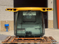 Maaidorser / Combine New Holland Kabine voor CR  Parts nr:47446245