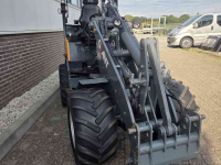 Shovel / Wiellader / Kniklader Giant V452T