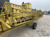 Maaidorser / Combine New Holland clayson m 140