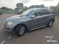 Vrachtwagen Mercedes Benz ML350