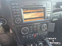 Vrachtwagen Mercedes Benz ML350