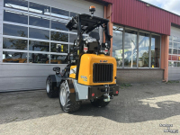Shovel / Wiellader / Kniklader Giant G2300 X-tra HD