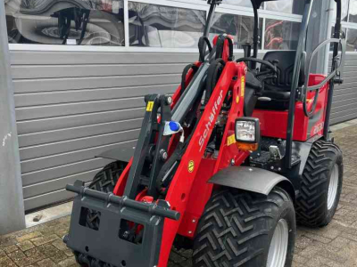 Shovel / Wiellader / Kniklader Schäffer 2630