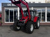 Tractor / Trekker Massey Ferguson 5S.135