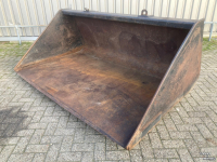 Schepbak / Aardappel schepbak Cherry Products CB09 schepbak Merlo aansluiting